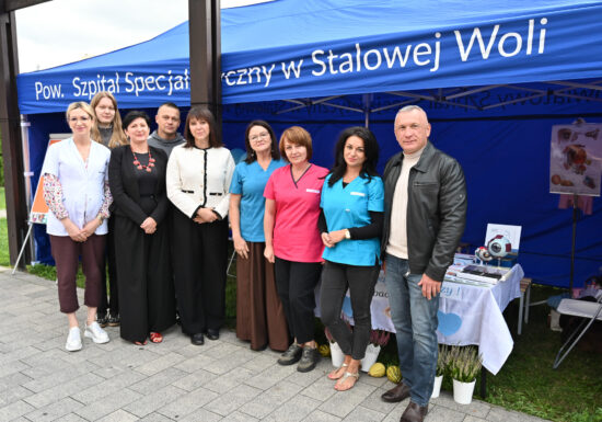 Szpitalne stoisko podczas „Weekendu dla Zdrowia”